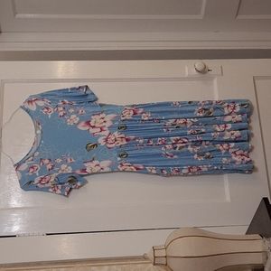 NWT short sleeve summer dress with pockets and empire waist